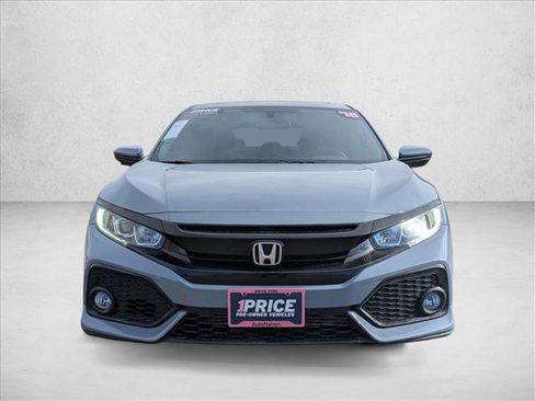 Used 2018 Honda Civic EX image 2