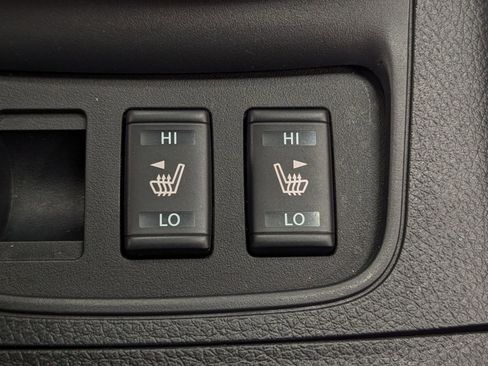 Used 2016 Nissan Sentra SR image 26