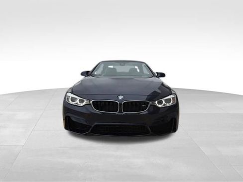 Used 2017 BMW M4 Convertible image 2