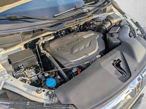 Used 2019 Honda Odyssey Elite image 24