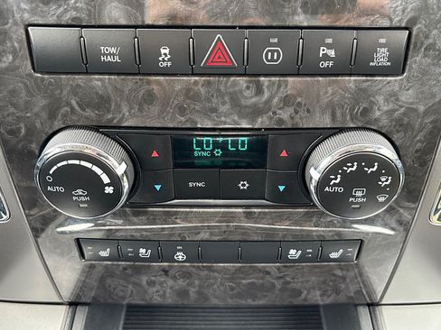 Used 2012 RAM 2500 Limited AWD/4WD image 23