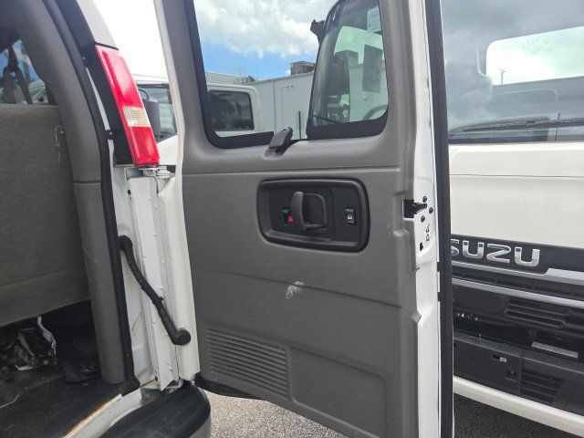 Used 2019 Chevrolet Express 3500 LT w/ LT Preferred Equipment Group RWD image 12