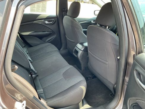 Used 2015 Dodge Dart SXT FWD image 31