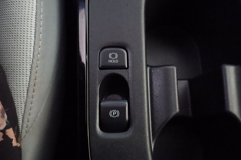 Used 2025 Toyota Corolla SE w/ SE Package FWD image 25