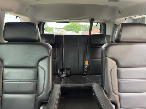 Used 2018 GMC Yukon Denali RWD image 12