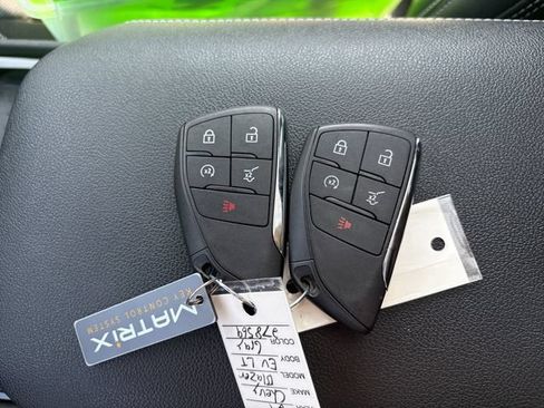 Used 2024 Chevrolet Blazer EV LT AWD/4WD image 21