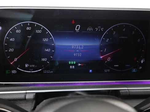 Used 2025 Mercedes-Benz GLS 450 4MATIC image 14