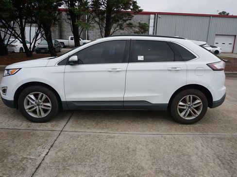 Used 2018 Ford Edge SEL w/ Equipment Group 201A FWD image 17