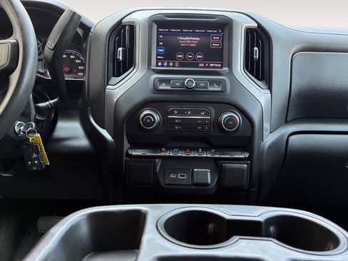 Used 2021 Chevrolet Silverado 1500 Custom AWD/4WD image 11