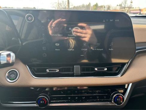 New 2025 Chevrolet Equinox ACTIV FWD image 40