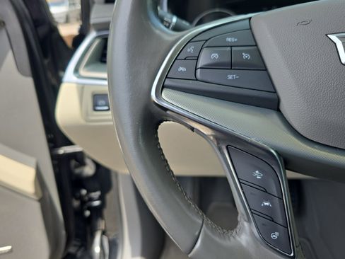 Used 2022 Cadillac XT5 Premium Luxury FWD image 17
