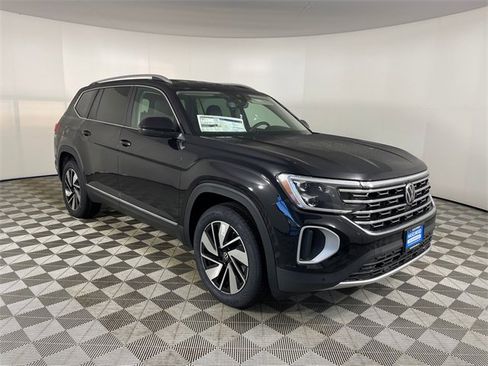 New 2026 Volkswagen Atlas SEL image 7