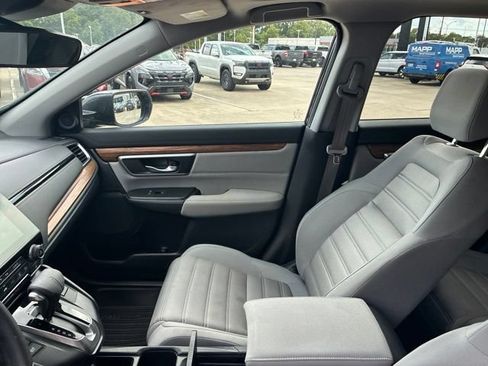 Used 2017 Honda CR-V EX image 16