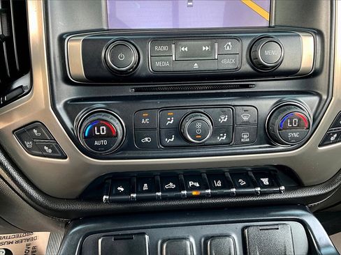 Used 2015 GMC Sierra 3500 Denali w/ Duramax Plus Package image 32