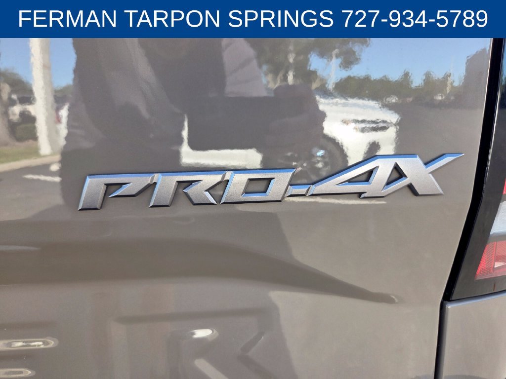Used 2022 Nissan Frontier PRO-4X w/ Pro-4X Premium Package AWD/4WD image 14