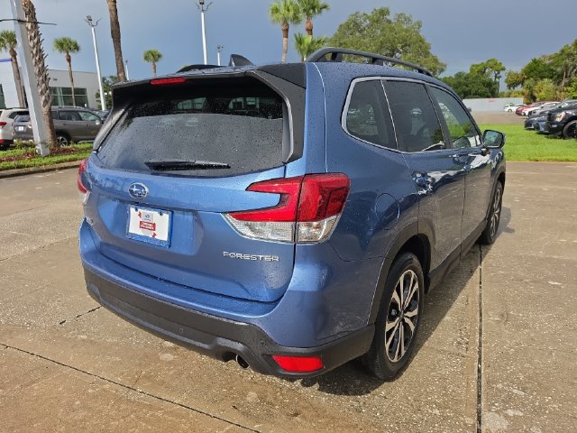 Certified 2024 Subaru Forester Limited AWD/4WD image 3