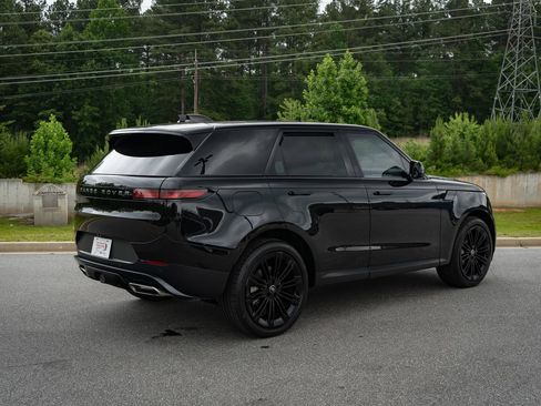 Used 2024 Land Rover Range Rover Sport SE AWD/4WD image 18