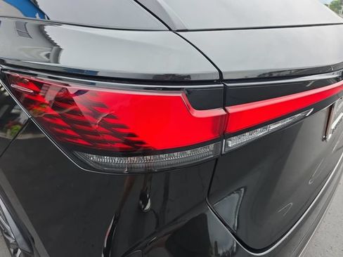 Certified 2023 Lexus RX 350 Premium Plus w/ Accessory Package AWD/4WD image 35