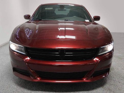 Used 2022 Dodge Charger SXT RWD image 2