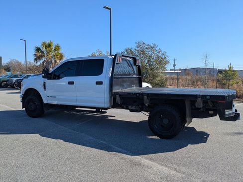 Used 2021 Ford F350 XLT image 6