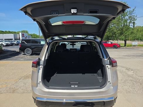New 2026 Nissan Rogue Platinum w/ Platinum Premium Package AWD/4WD image 7