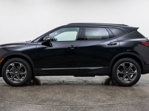 Used 2025 Chevrolet Blazer LT FWD image 5