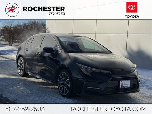 Certified 2022 Toyota Corolla SE image 1