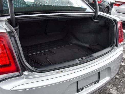 Certified 2023 Chrysler 300 Touring L w/ Comfort Group image 13