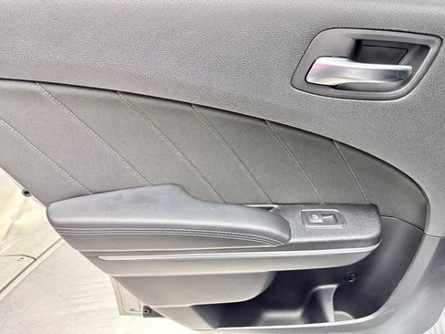 Used 2020 Dodge Charger Scat Pack image 17