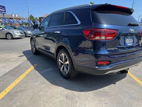 Used 2019 Kia Sorento EX FWD image 7