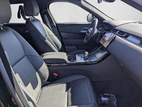 New 2026 Land Rover Range Rover Velar Dynamic SE image 17