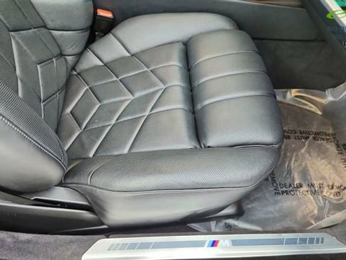 Used 2023 BMW 760i xDrive w/ Executive Package AWD/4WD image 23
