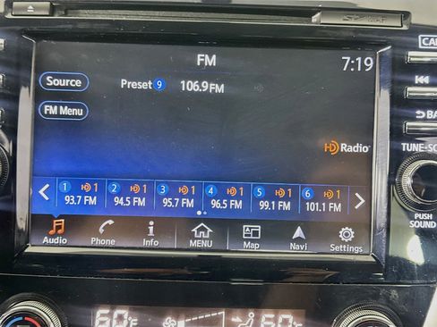 Used 2017 Nissan Murano SV FWD image 19