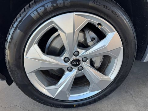 Used 2022 Audi Q5 2.0T Premium Plus image 41