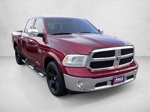 Used 2018 RAM 1500 Laramie image 6