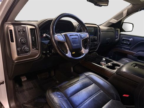 Used 2018 GMC Sierra 1500 Denali w/ Denali Ultimate Package image 9