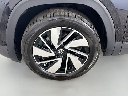 Used 2026 Volkswagen Atlas SE FWD image 38