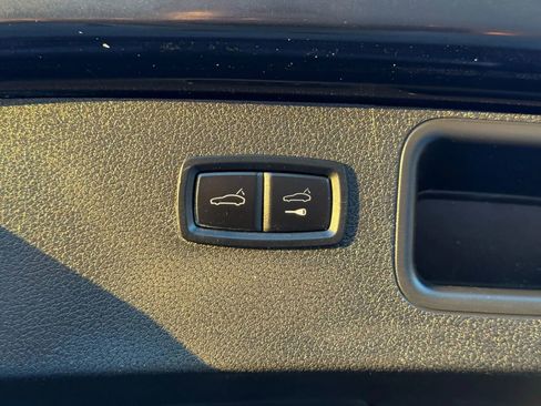 Used 2016 Porsche Macan S AWD/4WD image 11