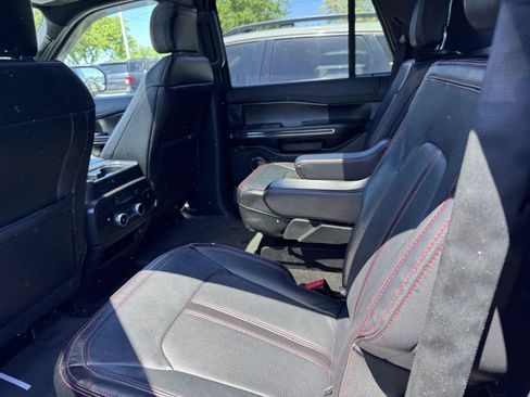 Used 2019 Ford Expedition Max Limited w/ Equipment Group 303A AWD/4WD image 9