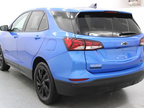 Used 2024 Chevrolet Equinox LS w/ LS Convenience Package image 6