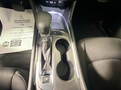 Used 2023 Chevrolet Malibu LT image 26