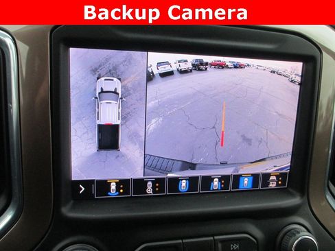 Used 2023 Chevrolet Silverado 2500 High Country w/ Z71 Off-Road Package image 17