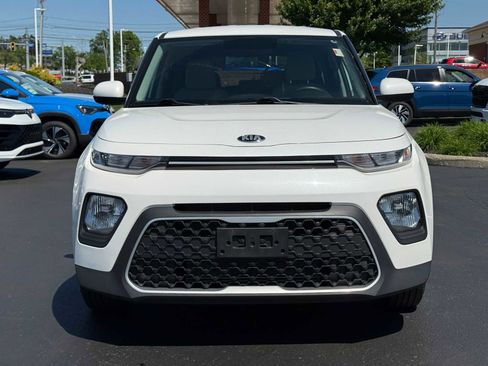 Used 2020 Kia Soul LX FWD image 2