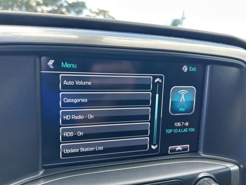 Used 2018 Chevrolet Silverado 1500 LT w/ All Star Edition image 36