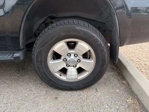 Used 2009 Toyota 4Runner SR5 image 11