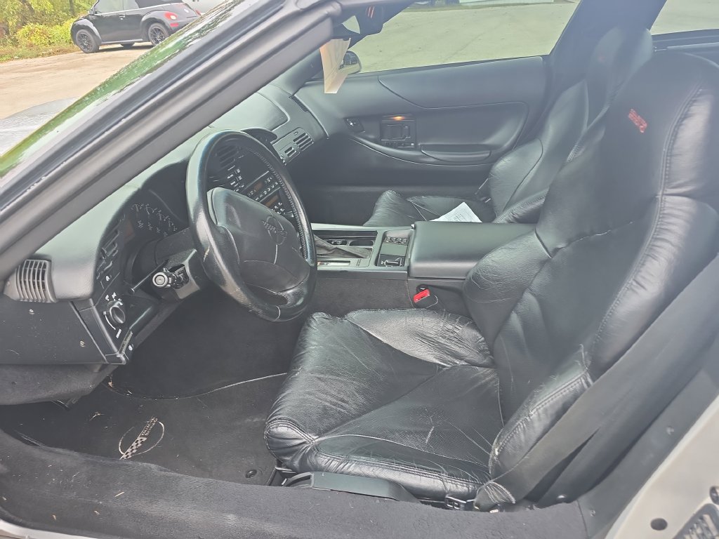 Used 1996 Chevrolet Corvette Coupe RWD image 11