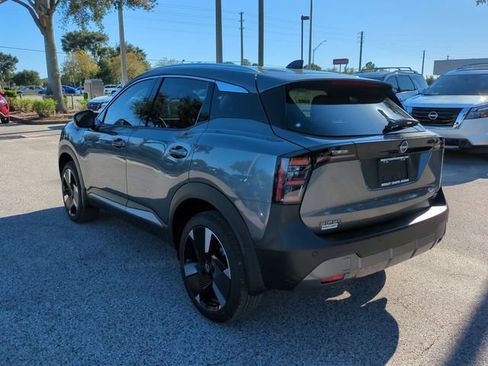 New 2026 Nissan Kicks SR FWD image 7