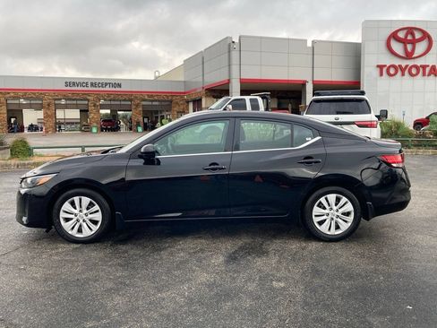 Used 2025 Nissan Sentra S FWD image 8