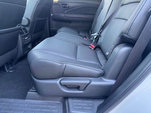 Used 2022 Honda Passport Elite image 8