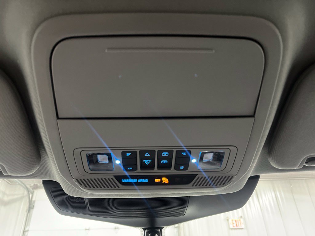 Used 2023 Ford Explorer XLT w/ Equipment Group 202A AWD/4WD image 27